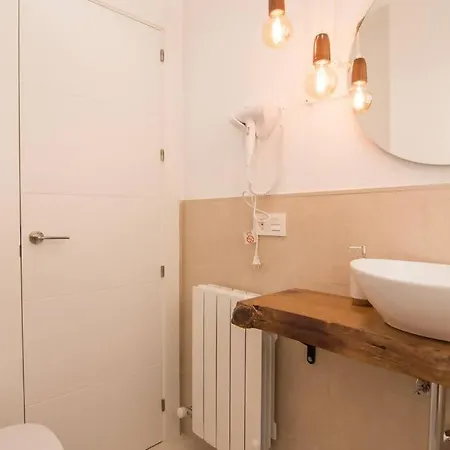 Apartamento Amplio Y Moderno En El Centro Granada